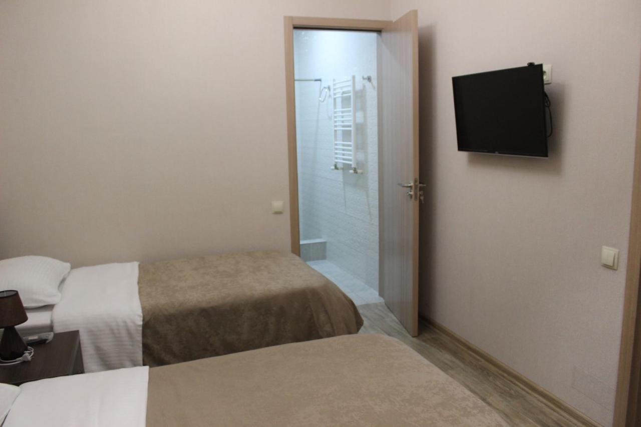 Family Hotel Triston Tbilisi Exterior foto